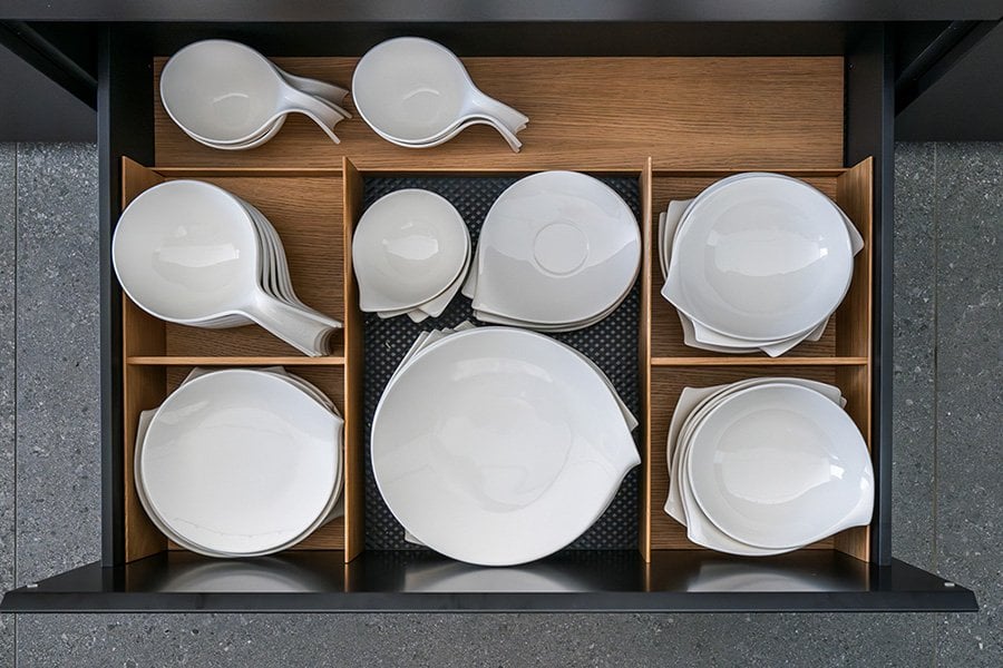 Set organizérů vnitřní vysoké zásuvky 900 mm z dubového dřeva