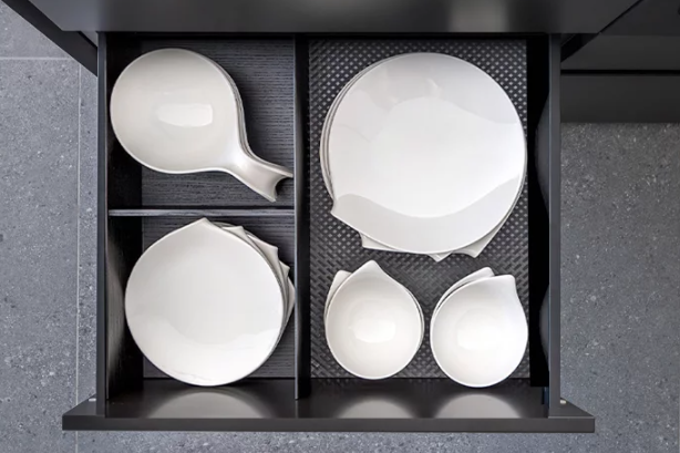 Organizér vnitřní zásuvky 600 mm z jasanového dřeva